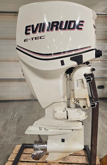 2015 EVINRUDE ETEC 175