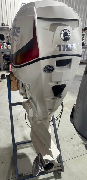 2016 EVINRUDA ETEC 115 HP (1)