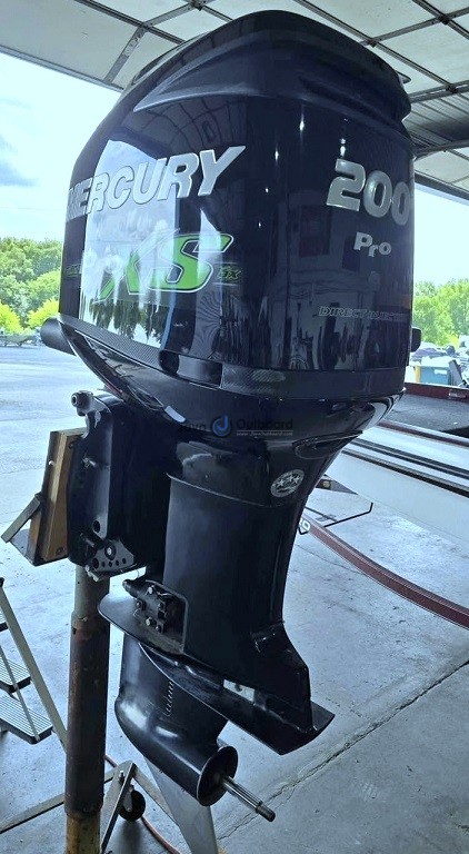 2017 MERCURY PRO XS 200L OUTBOARD MOTOR (1)