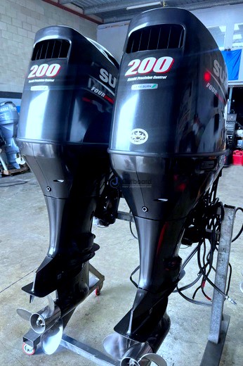 PAIR 2015 SUZUKI DF200APX OUTBOARD