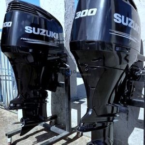 PAIR 2017 SUZUKI DF300APX OUTBOARD MOTORS